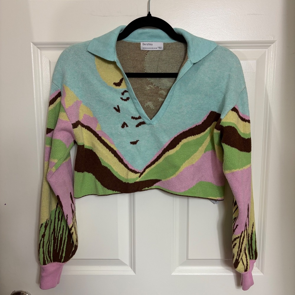 Bershka Cropped Landscape Knit Sweater Polo V-Neck Mountain Sun Multi-Color XS-S